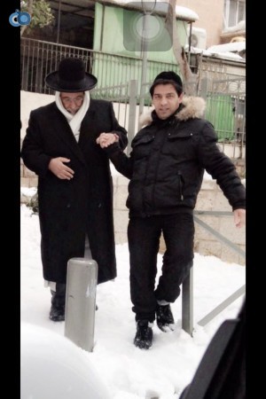 רב הסלב' עם המקובל בשלג