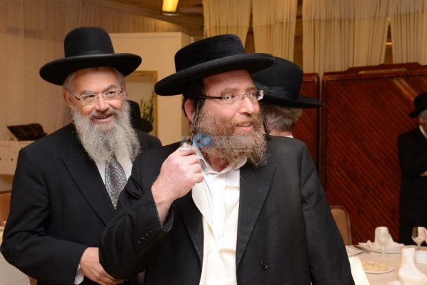 מוט'קה בלוי נכנס
